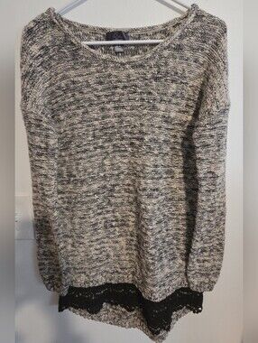 Motherhood Marled Black and Cream Crew Neck Sweater